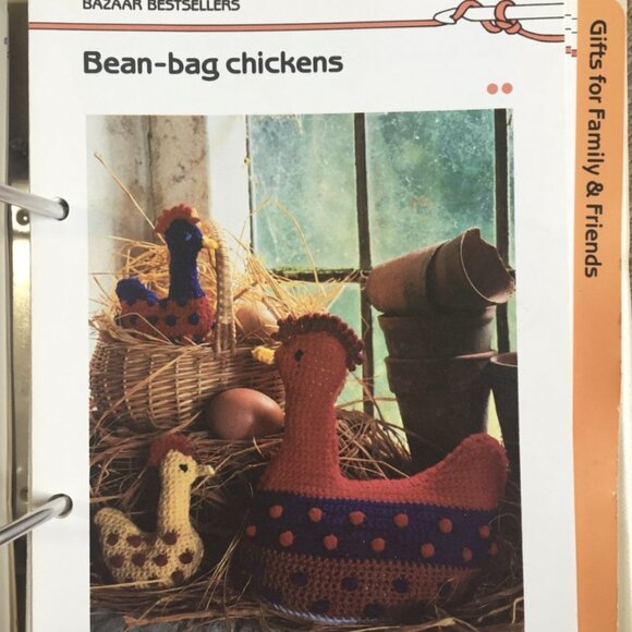 52- (VB) Vintage. 3 Ring Bound. Crochet Books. 1980s. Golden Quick and Easy. - Picture 9 of 9